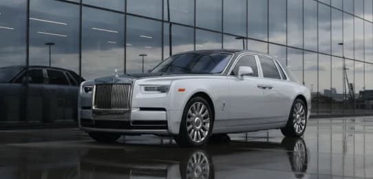 Airport transfer luxury car